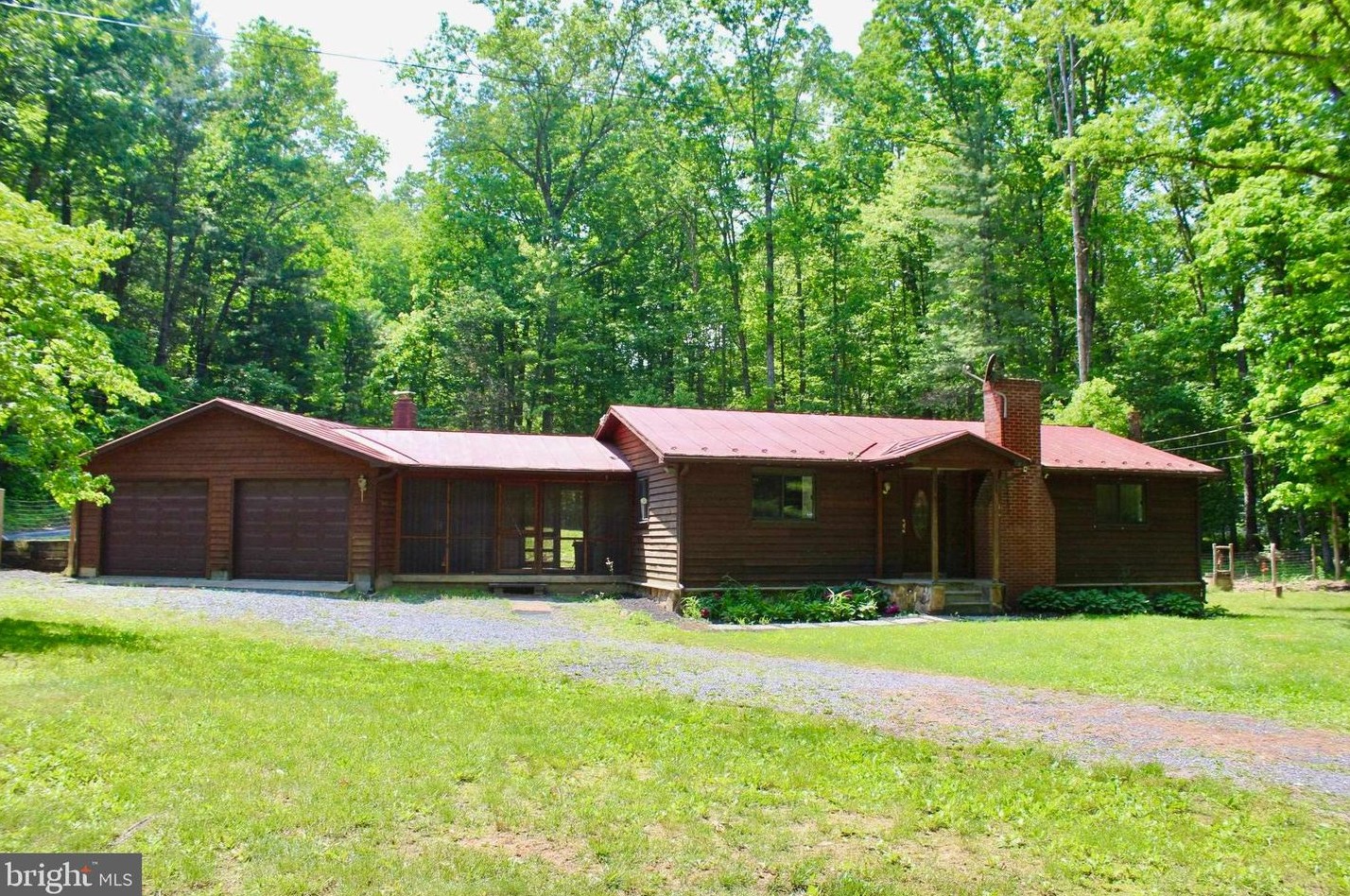 9974 Tilghman Rd, Montezuma, VA 22821