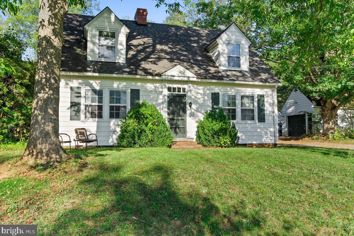 51 Canoe Ln, Elkton, VA 22827