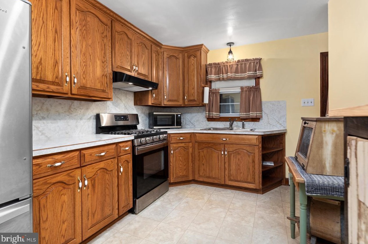 252 Virginia Ave, Timberville, VA 22853