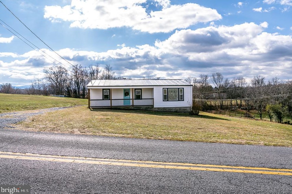 17814 Red Brush Rd, Elkton, VA 22827
