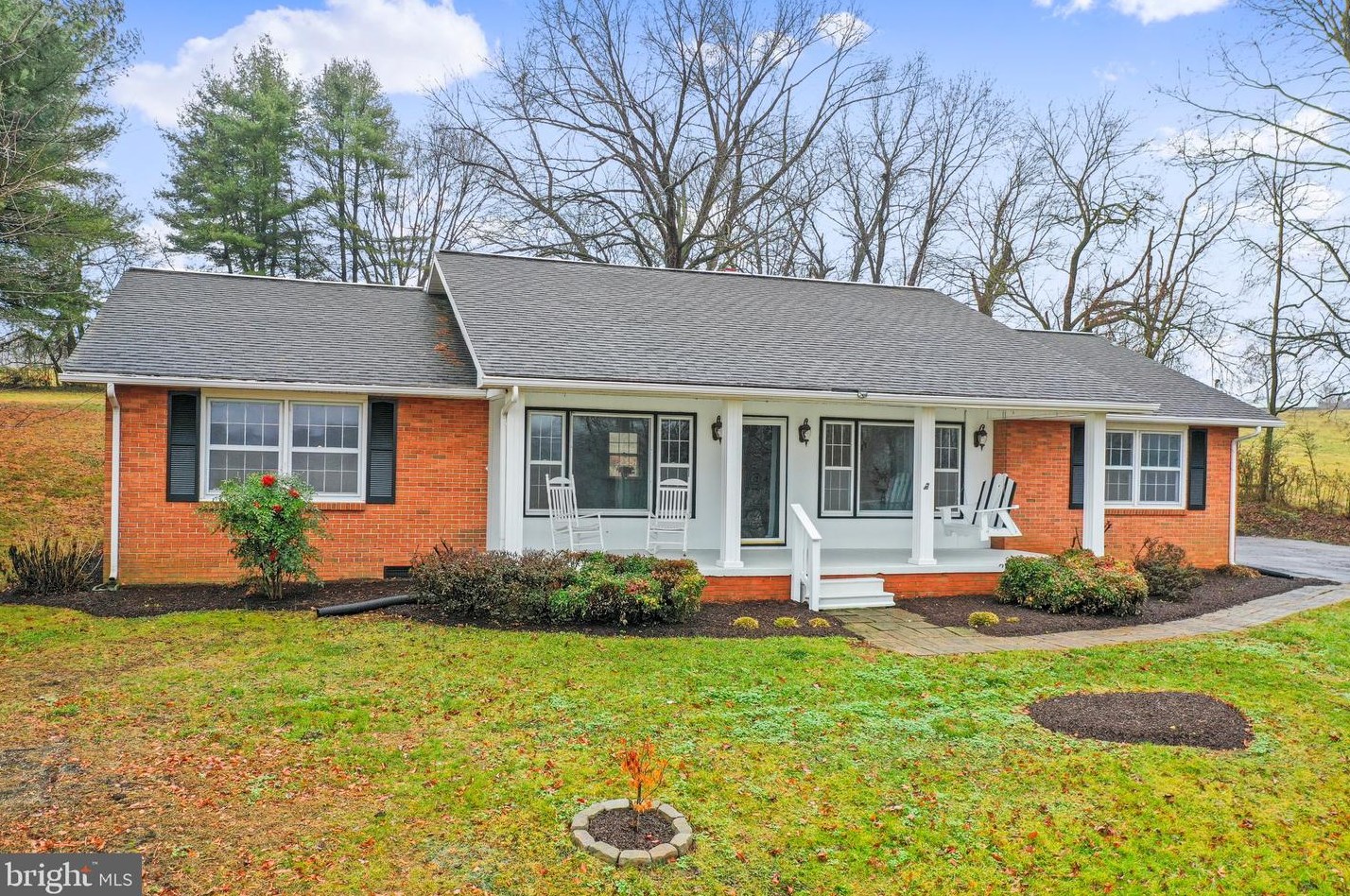 18196 New Market Rd, Timberville, VA 22853