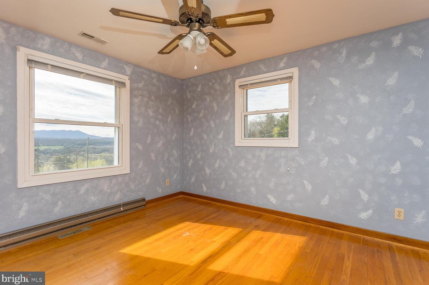 235 Windy Knoll Dr, Harrisonburg VA  22802-8886 exterior