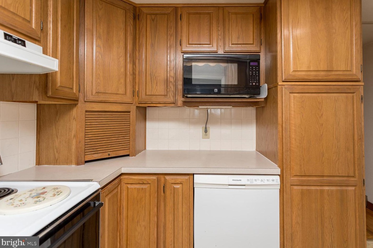 235 Windy Knoll Dr, Harrisonburg VA  22802-8886 exterior
