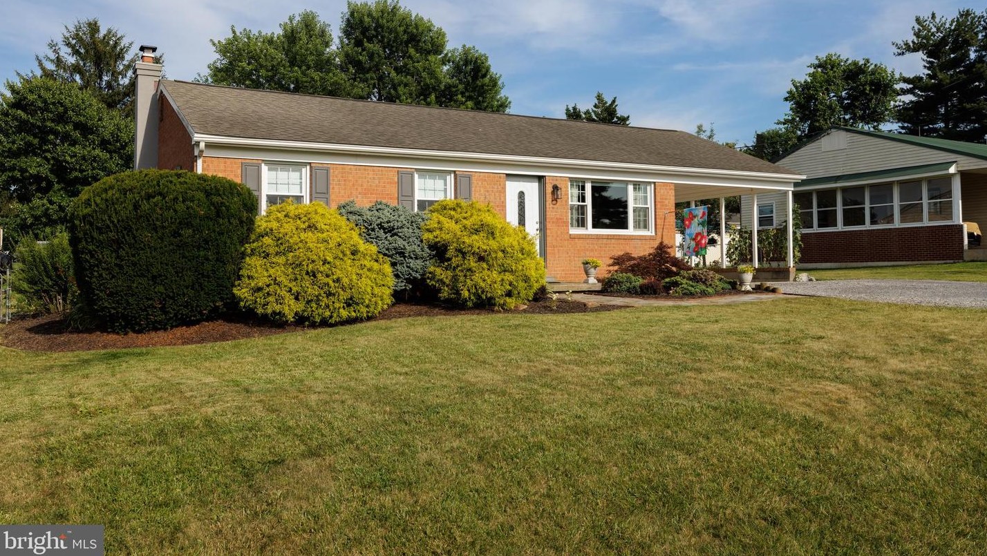 393 East Ave, Broadway, VA 22815