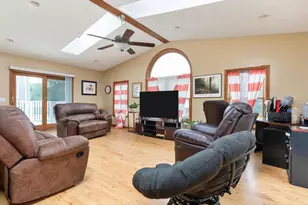 335 N Main St, Timberville, VA 22853 - Photo 14