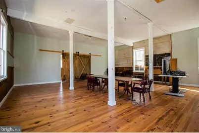 140 N North Main Street, Broadway, VA 22815 - Photo 22