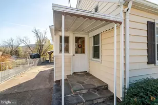 410 E East Rockingham St, Elkton, VA 22827 - Photo 42