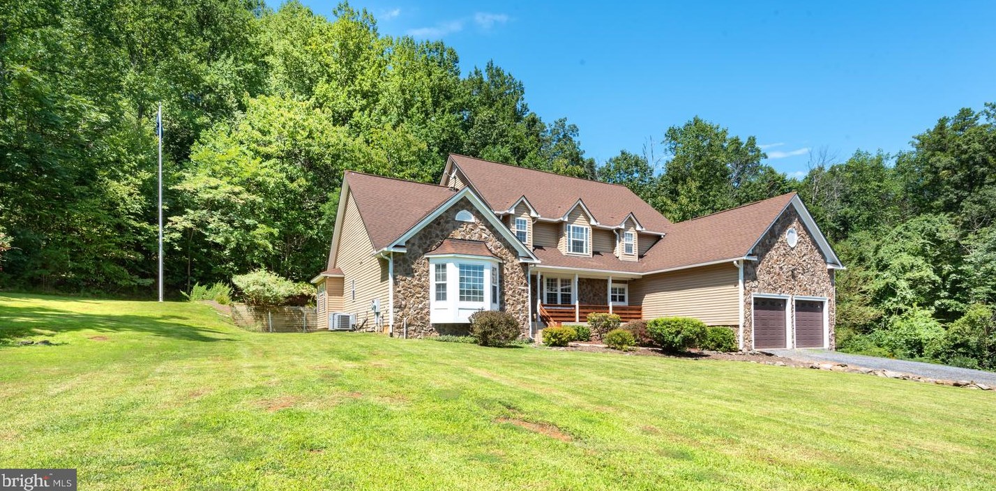 91 Battle Mountain Rd, Viewtown, VA 20106-4341