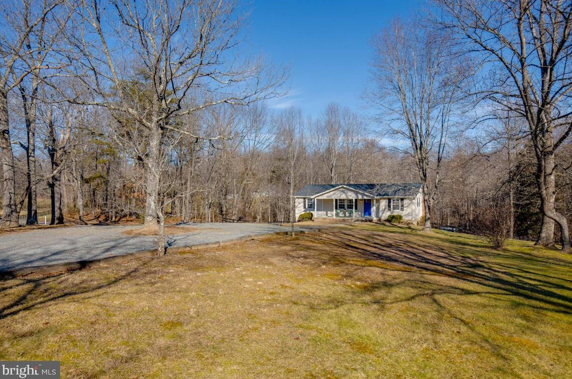 460 Poes Rd, Viewtown, VA 20106-4005