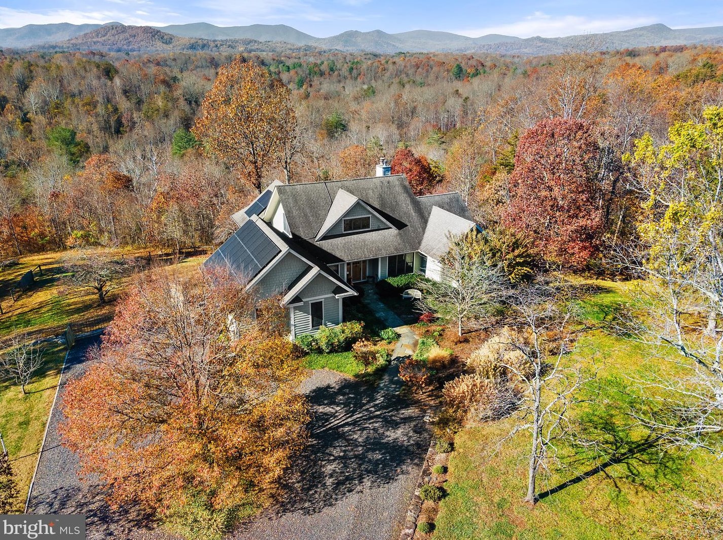 210 Grandview Rd, Washington, VA 22747
