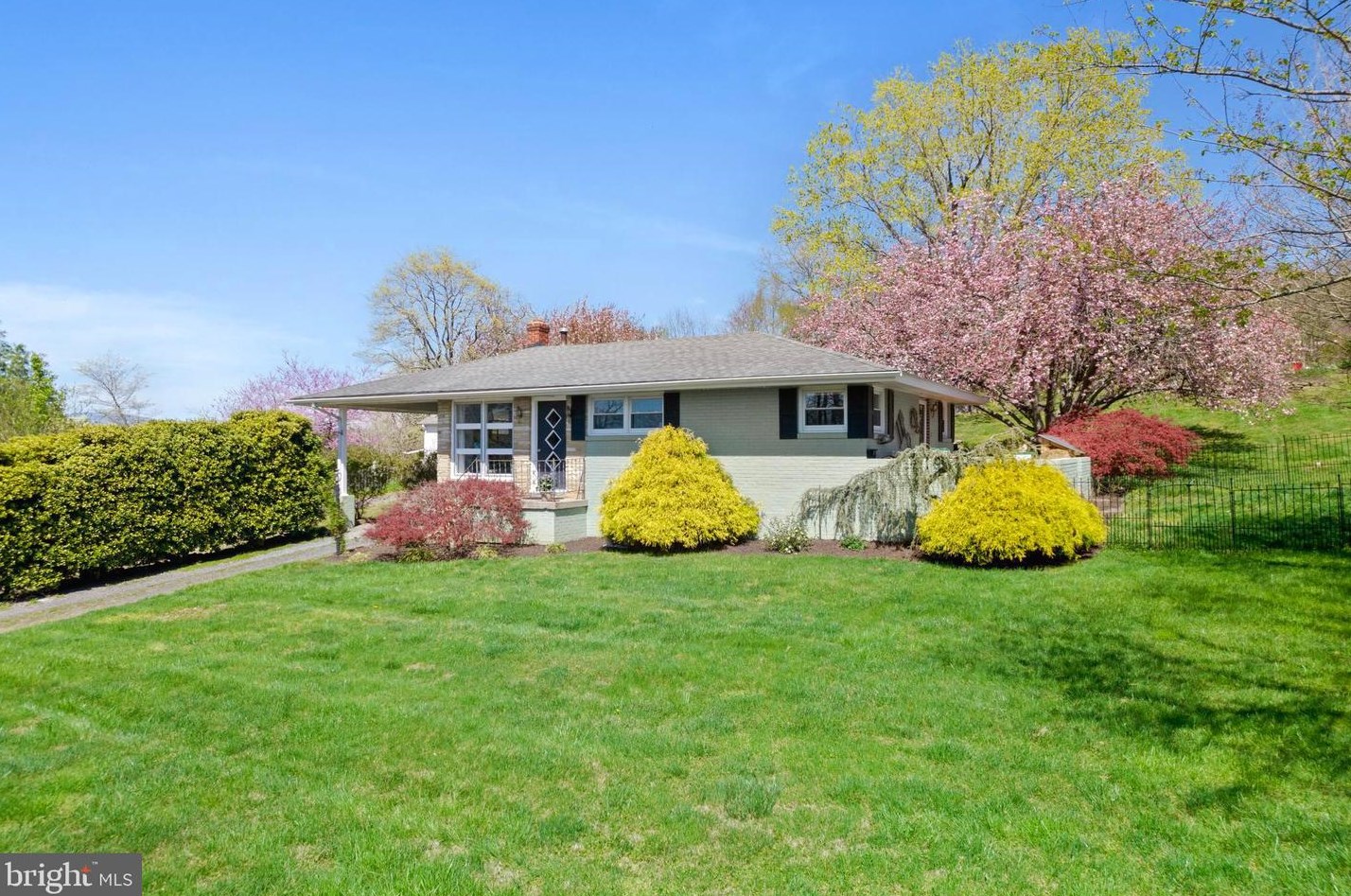 4665 Sperryville Pike, Woodville, VA 22749