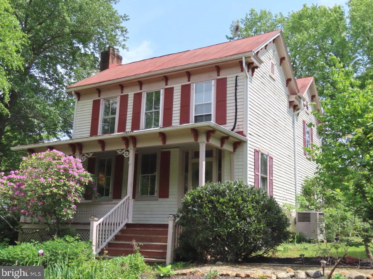 4 Main St, Sperryville, VA 22740