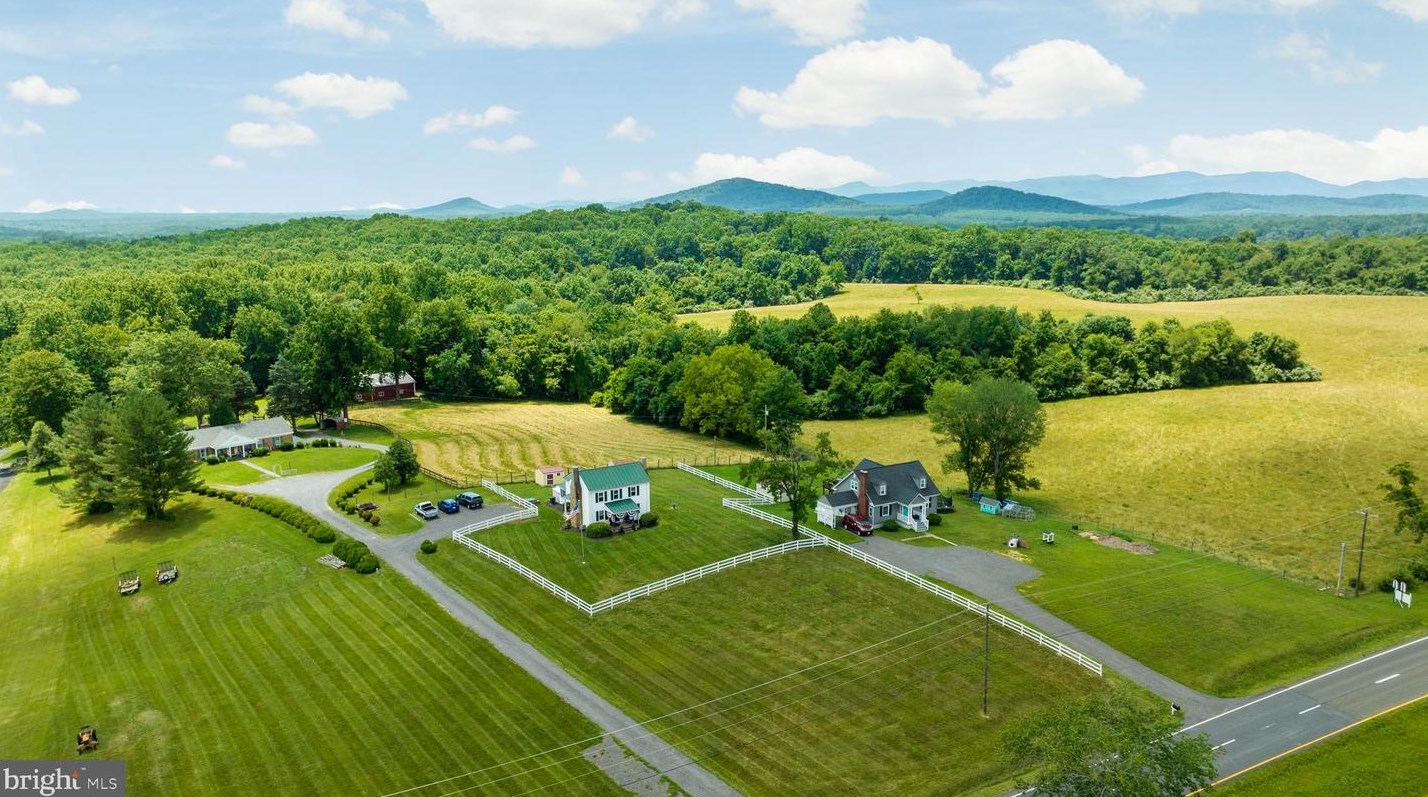 14560 Lee Hwy, Viewtown VA  20106-4103 exterior