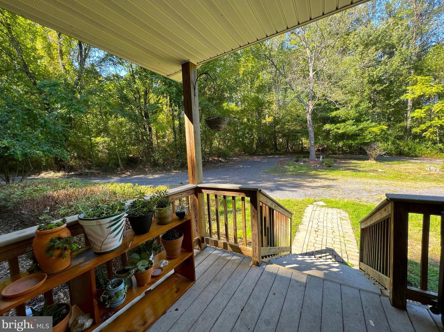 56 S Poes Rd, Viewtown, VA 20106