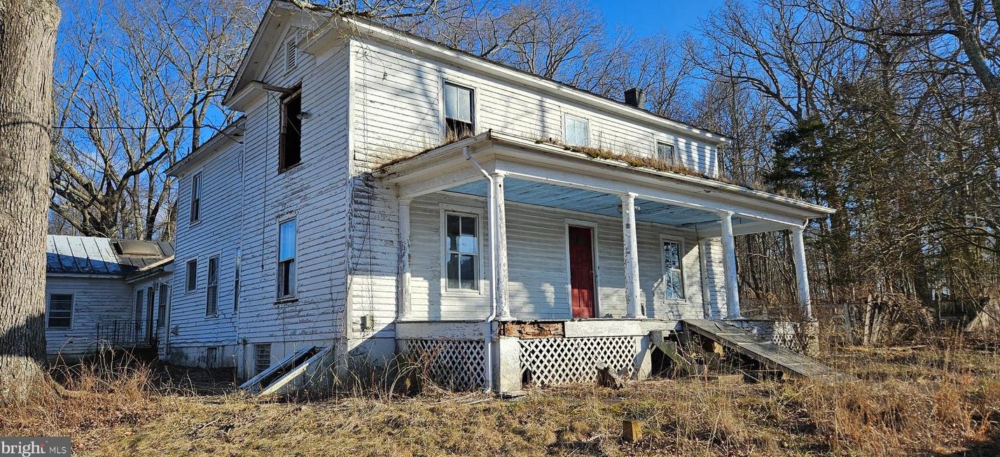 90 Main St, Washington, VA 22747