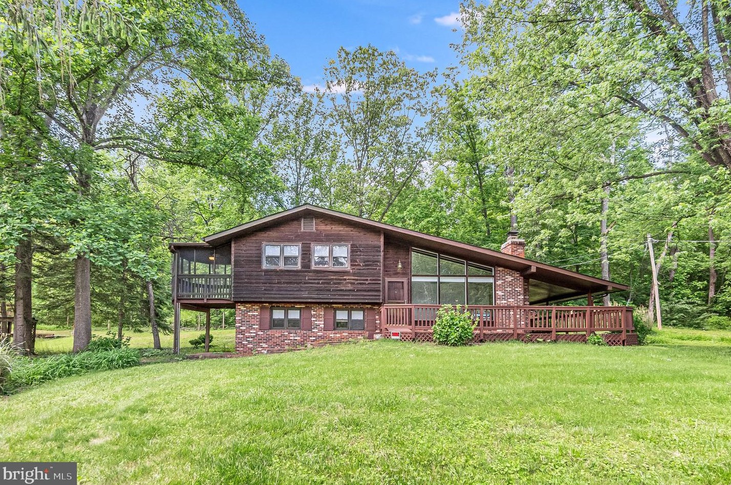 119 Battle Mountain Rd, Viewtown, VA 20106-4339