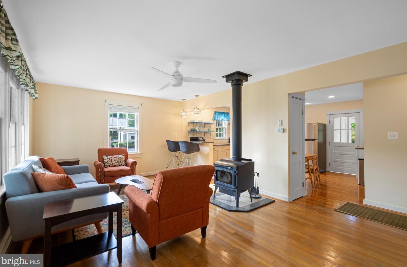 45 Main St, Sperryville, VA 22740-2170