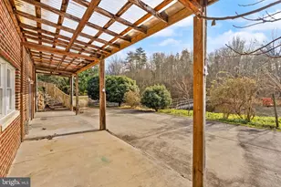 375 7 Ponds Rd, Amissville, VA 20106 - Photo 16