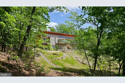 559 Bessie Bell Mountain Road, Castleton, VA 22716 - Photo 2