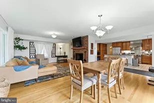 46 Rock Ridge Ln, Chester Gap, VA 22623 - Photo 10