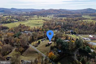 27 Atkins Rd, Sperryville, VA 22740 - Photo 2