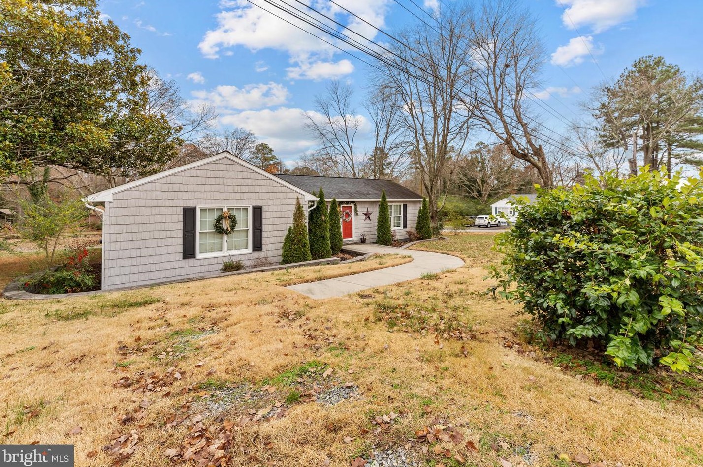361 Morgan Ln, Foneswood, VA 22572