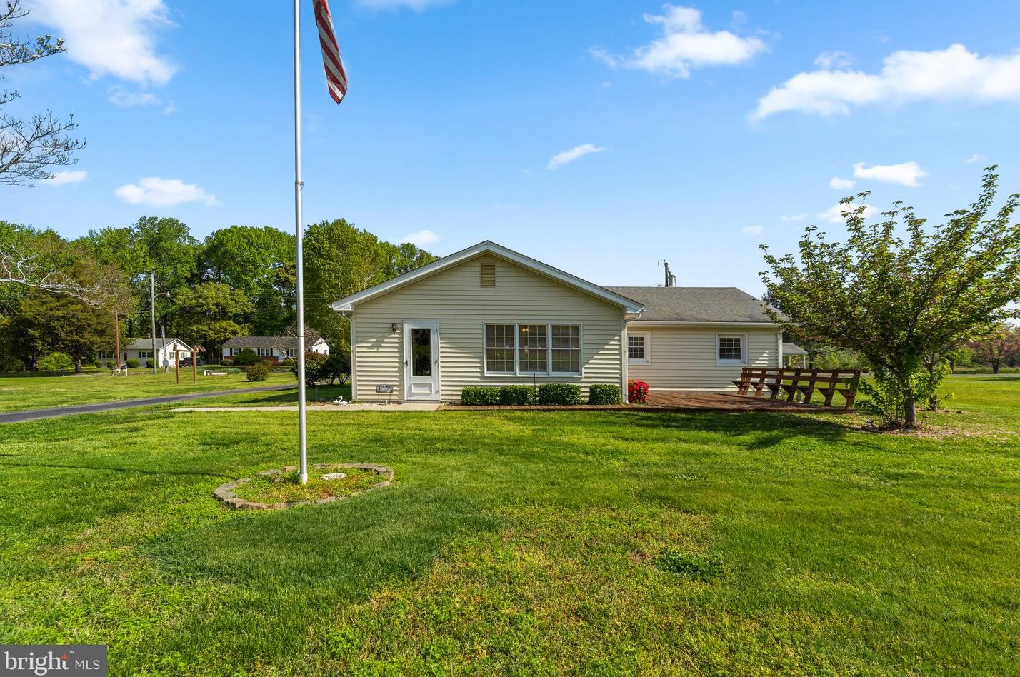 43 Red Wing Ln, Foneswood, VA 22572