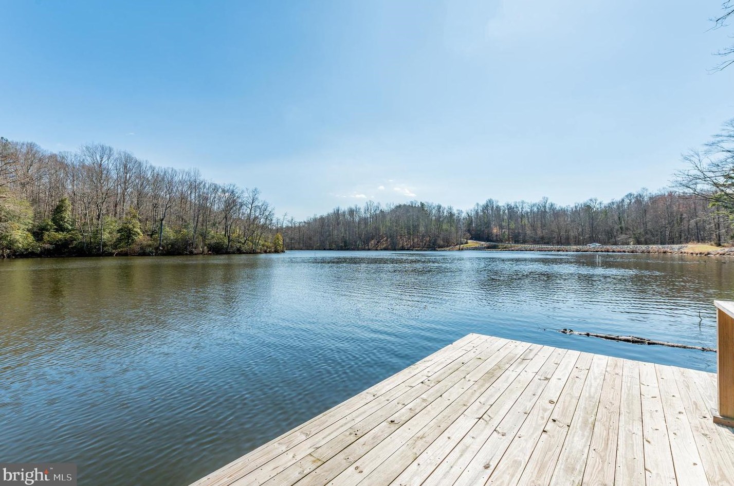32 Shoreline, Foneswood, VA 22572