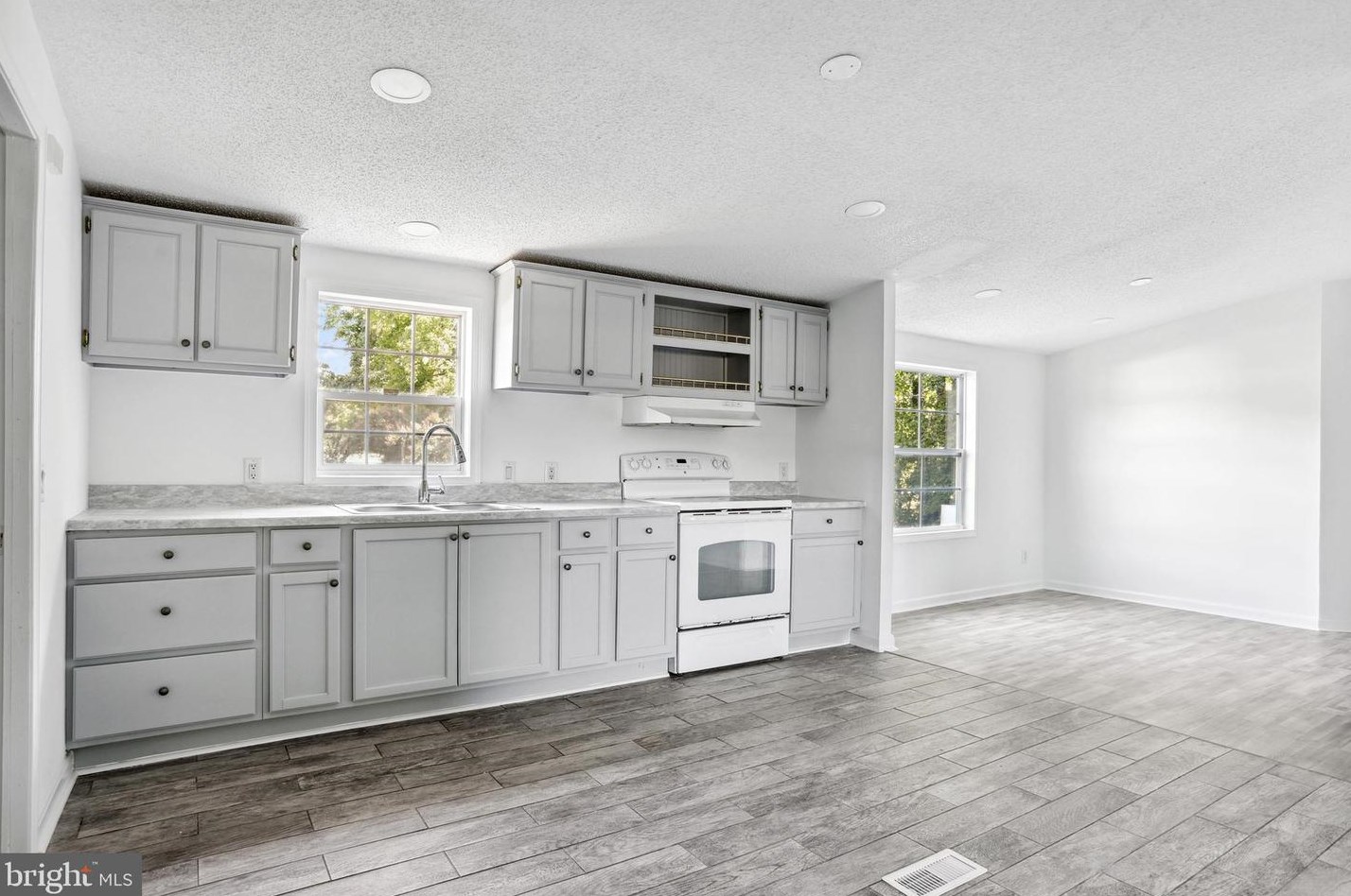 915 Jones Creek Rd, Foneswood, VA 22572