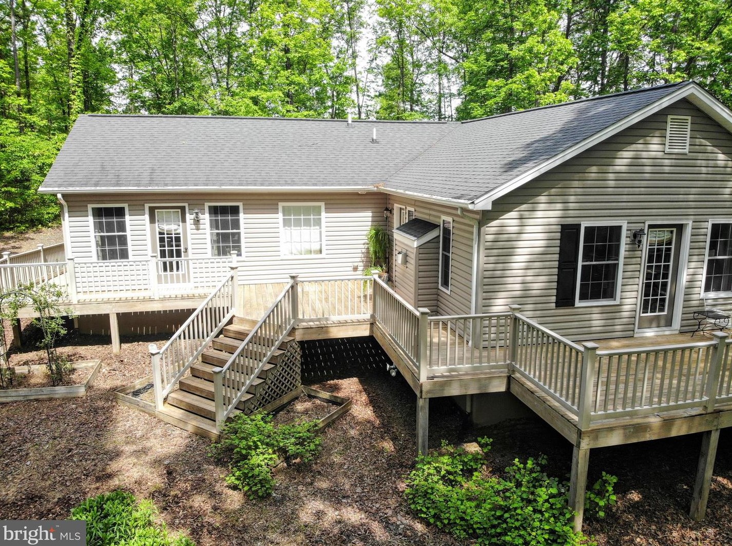 522 Orchard Rd, Mount Jackson, VA 22842-2987