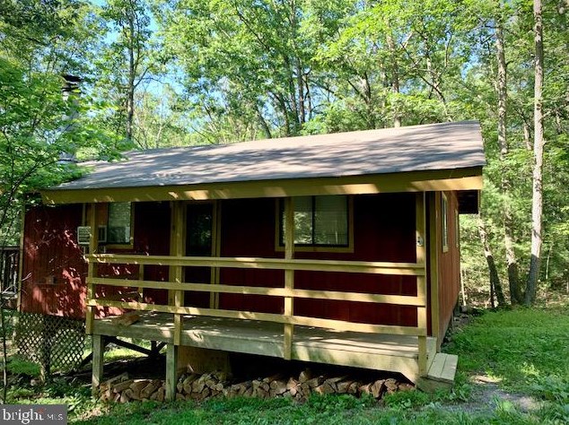 150 Patrick Ln, Mount Jackson, VA 22842-3451