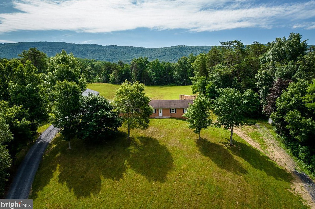 7350 Fort Valley Rd, Saint Davids Church, VA 22652