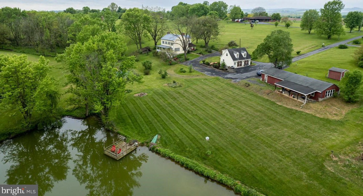 304 Martz Dr, New Market, VA 22844-3534