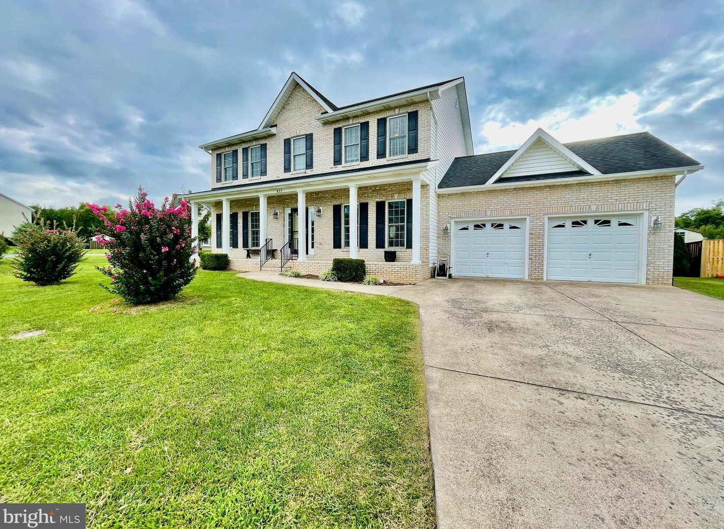 677 Dellinger Dr, Strasburg, VA 22657