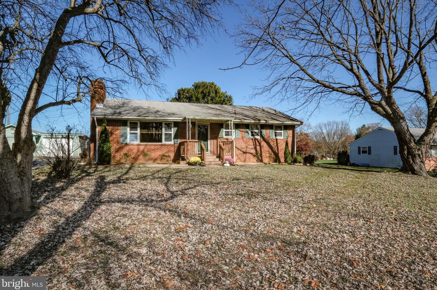2474 New Market Depot Rd, New Market, VA 22844