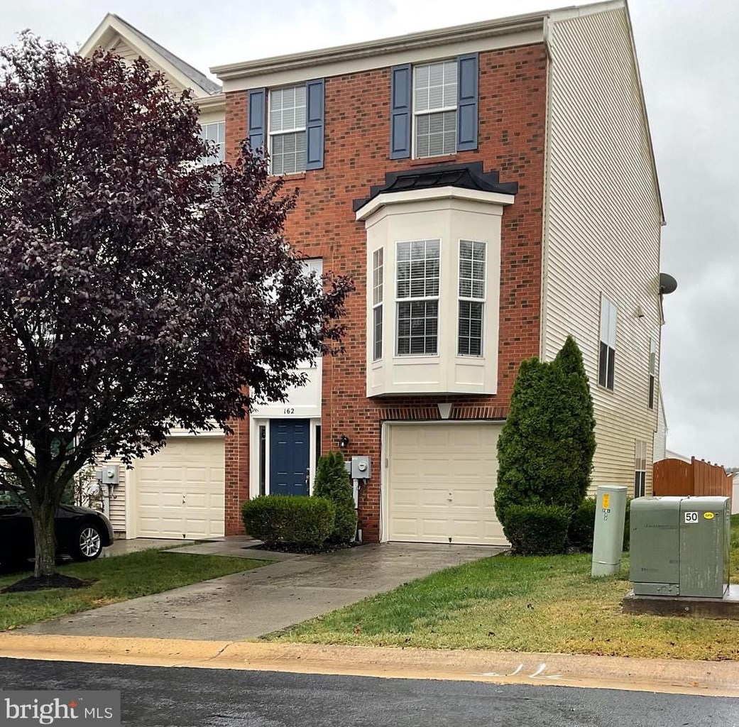 162 Oxbow Dr, Strasburg, VA 22657