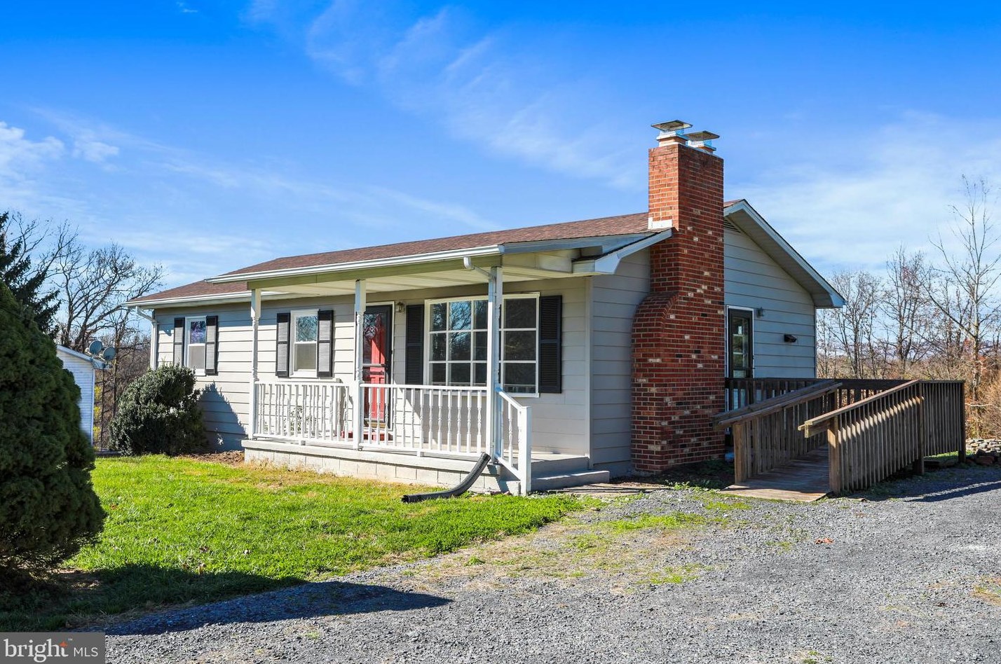 2437 S Ox Rd, Edinburg, VA 22824