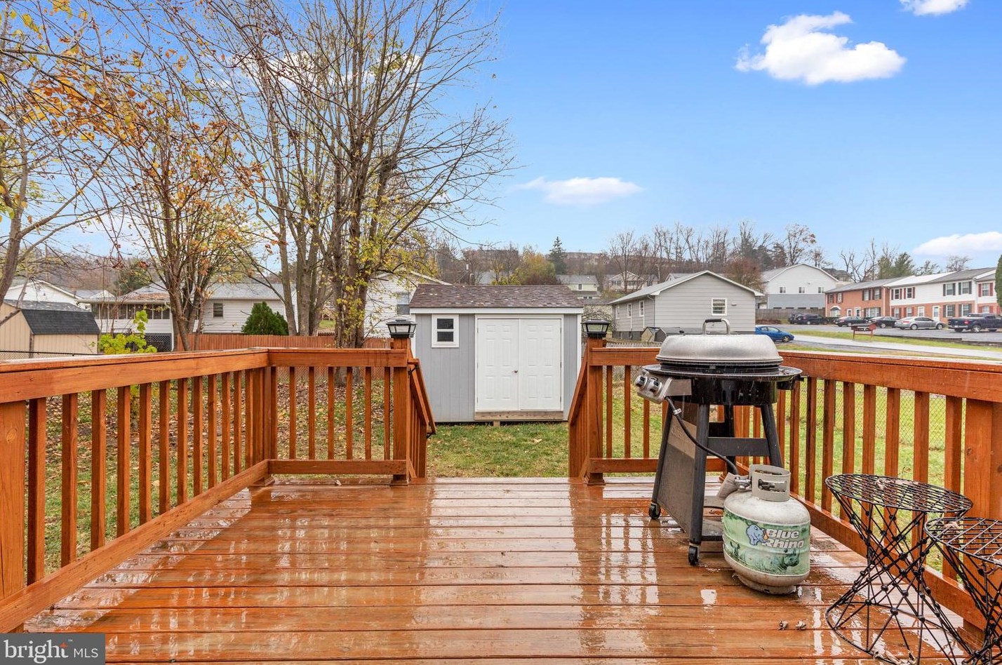 277 S Charles St, Strasburg, VA 22657