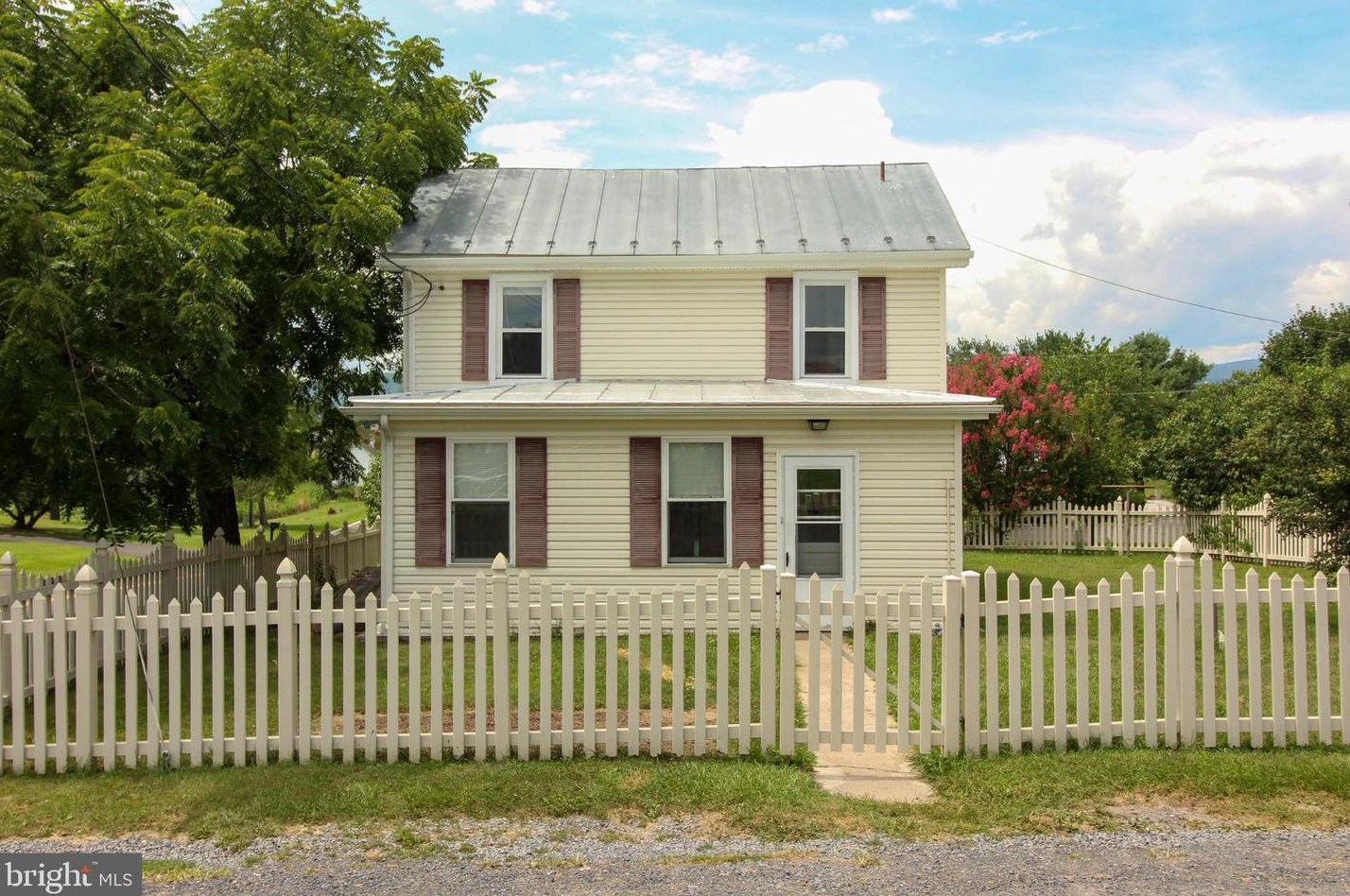 19801 Senedo Rd, Edinburg, VA 22824