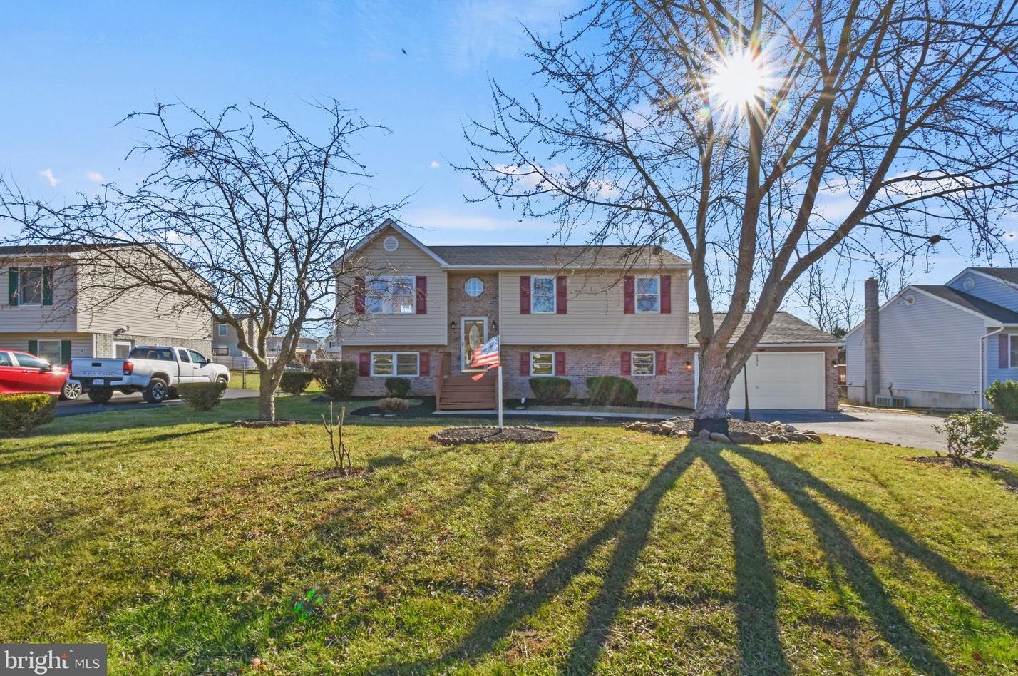 151 Wise Ave, Strasburg, VA 22657