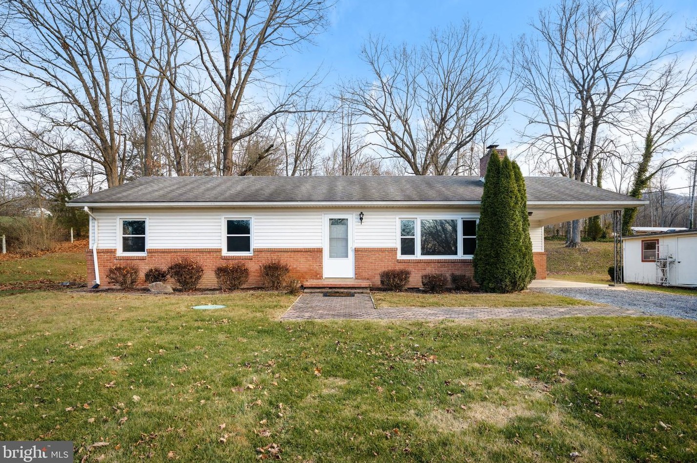 288 Cave Spring Ln, Edinburg, VA 22824