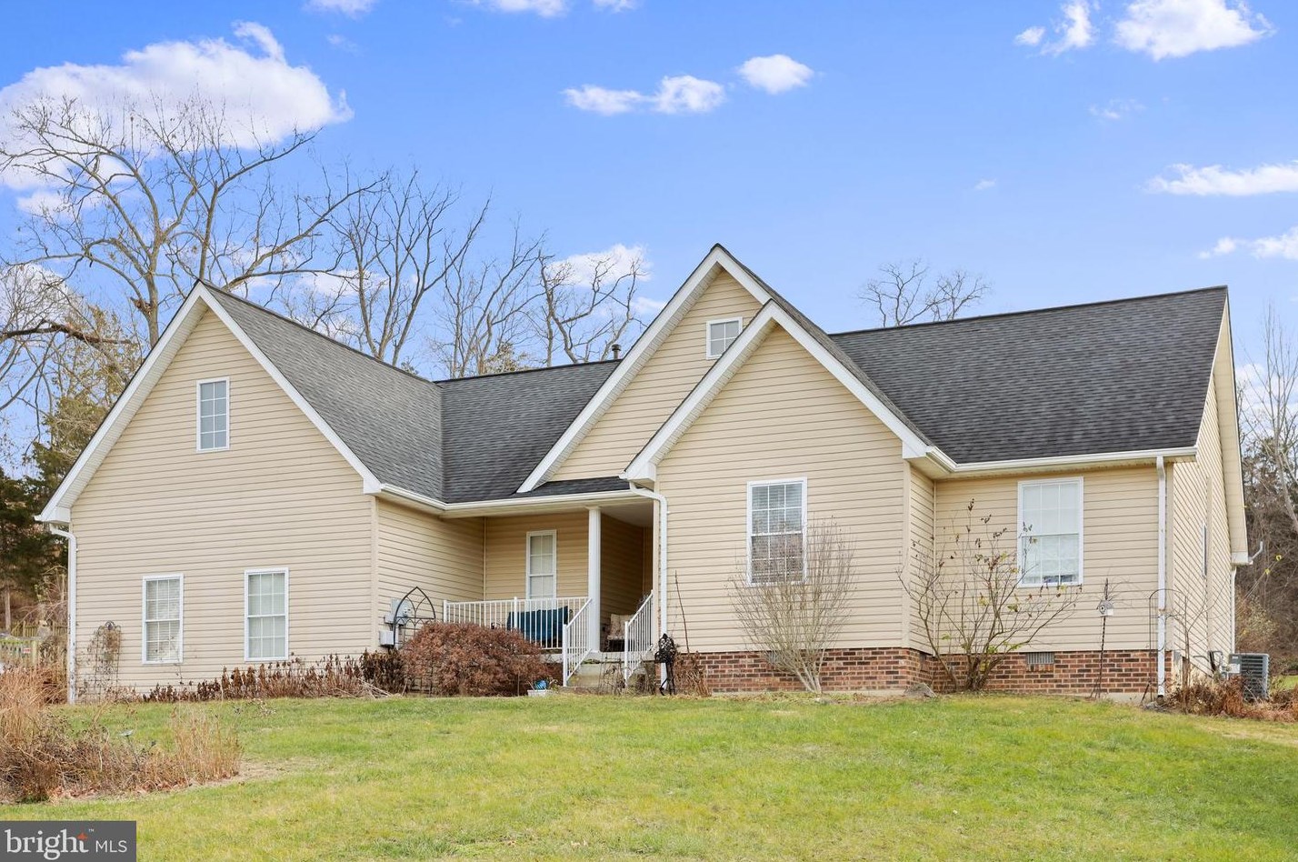 532 Crystal Ln, Strasburg, VA 22657