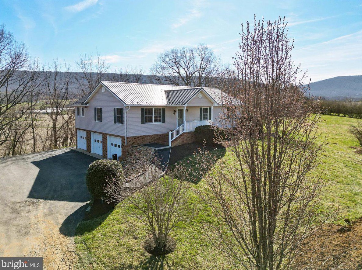 217 Green Hills Ln, New Market, VA 22844