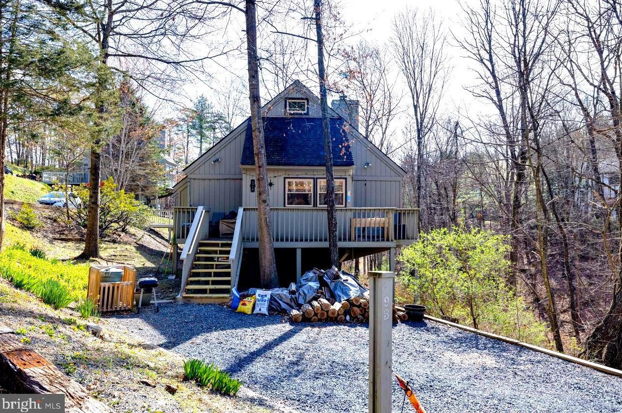 331 King St, Basye, VA