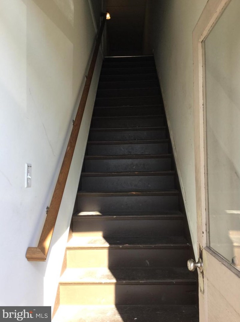 190 W King St #3, Strasburg, VA 22657