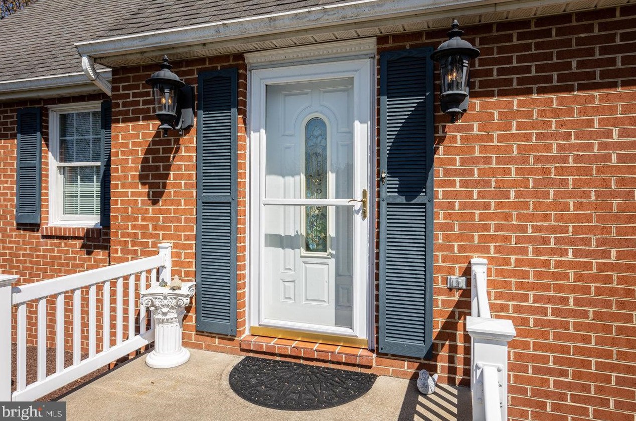 799 Edinburg Gap Rd, Edinburg, VA 22824