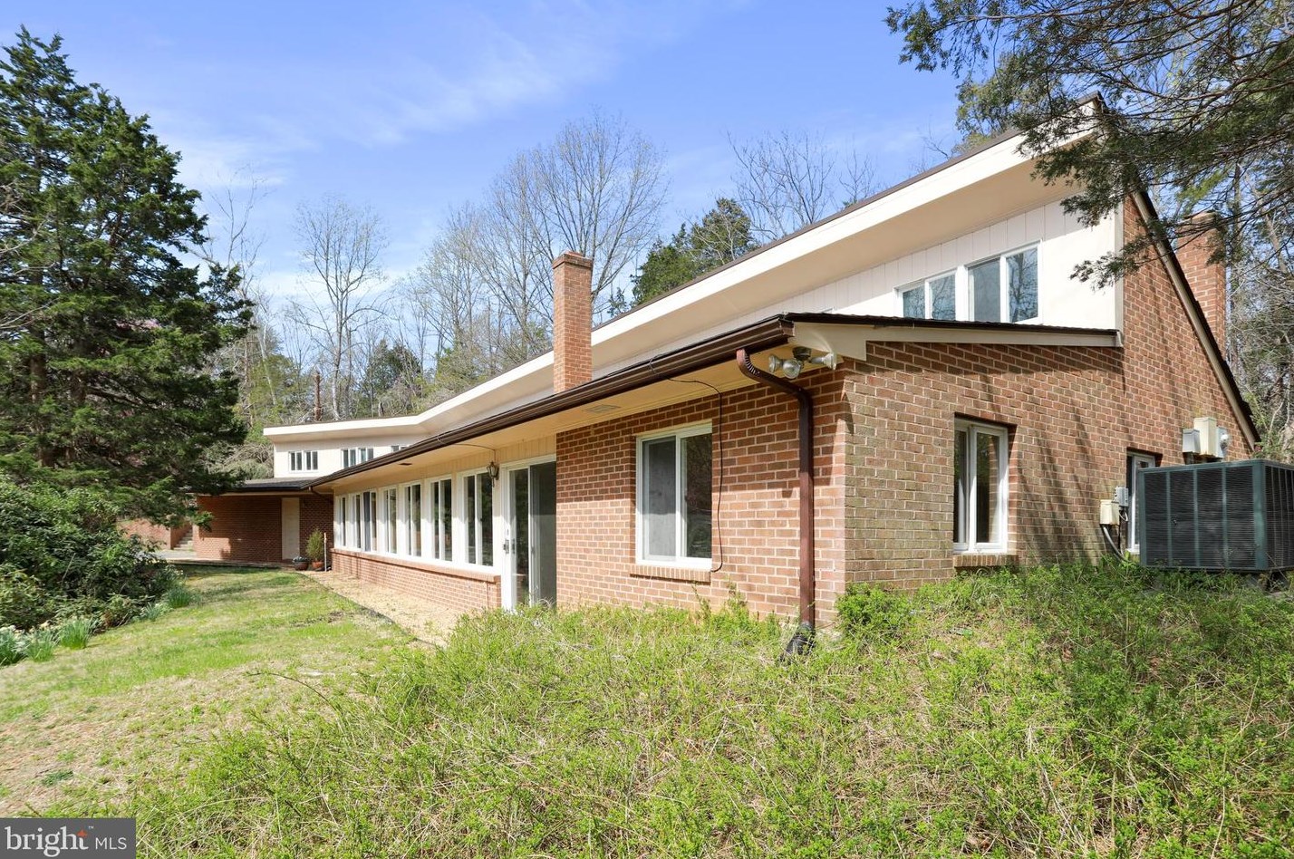 362 Wren Ln, Strasburg, VA 22657