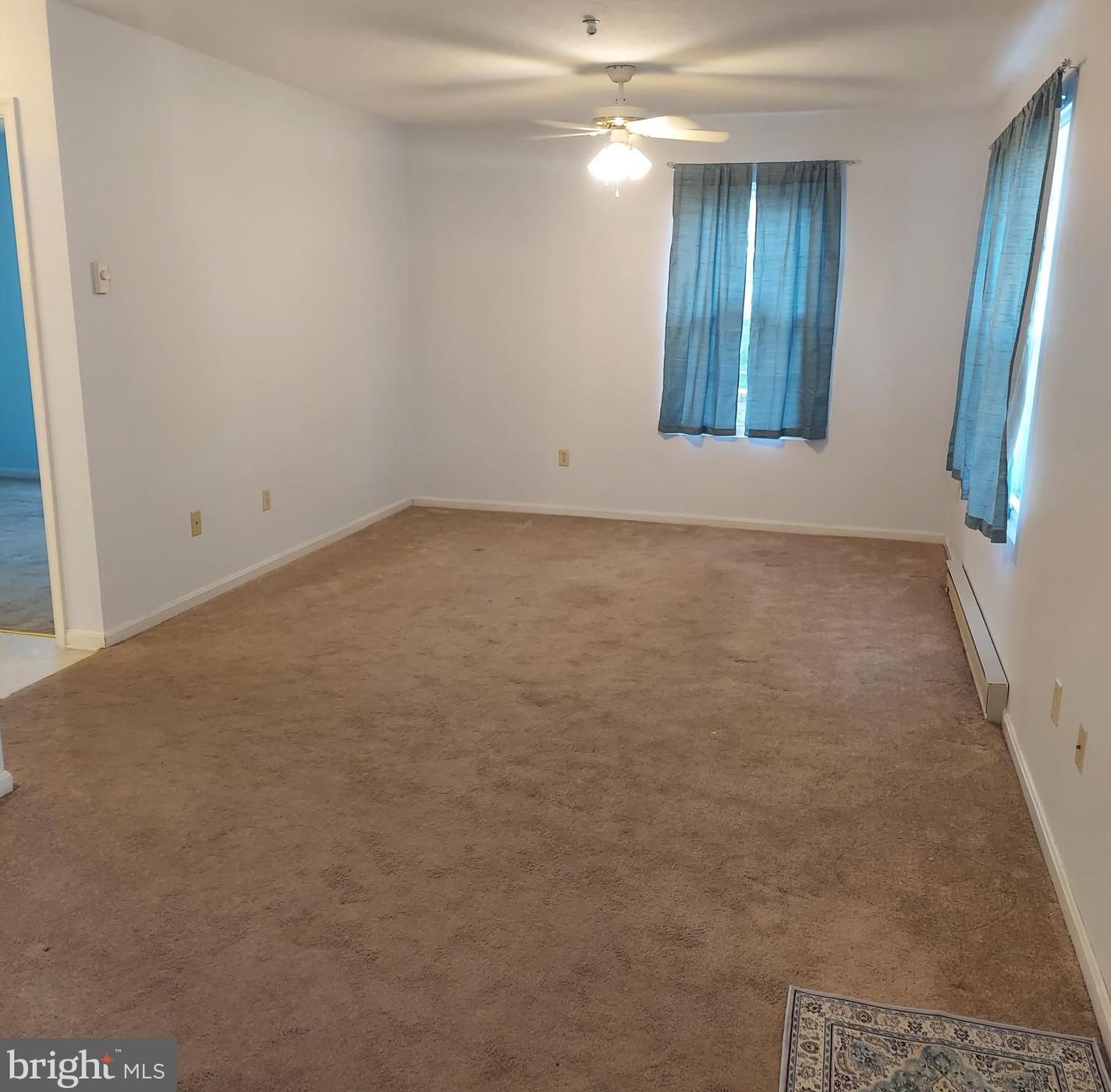 4065 Rose Bud Ct, Edinburg, VA 22824