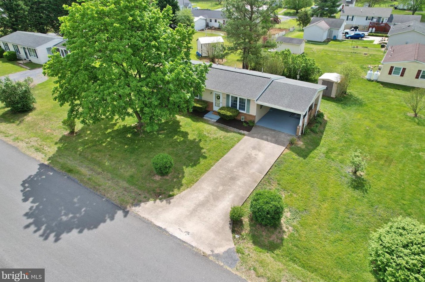 5820 Lonas St, Mount Jackson, VA 22842-9445