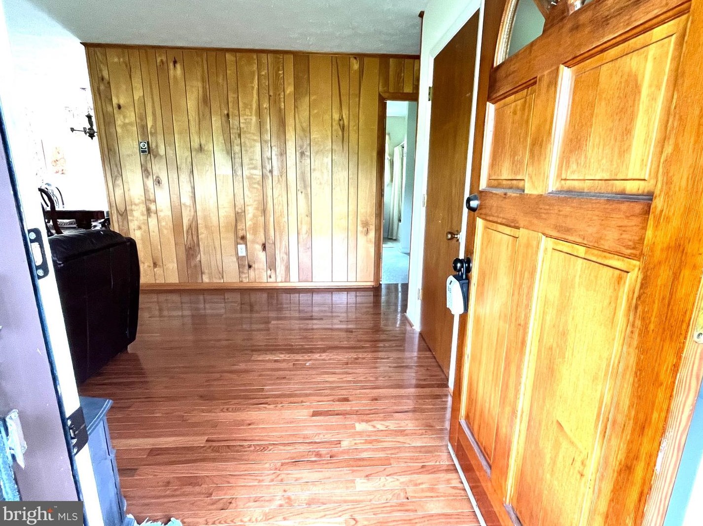 214 Crisman Rd, Edinburg, VA 22824